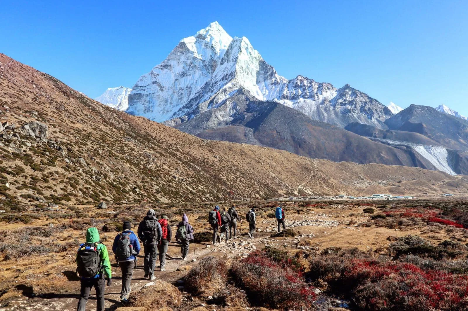 pheriche-trek-in-nepal